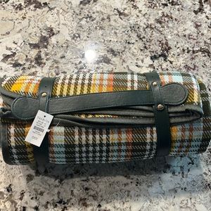 Talbots picnic blanket NWT